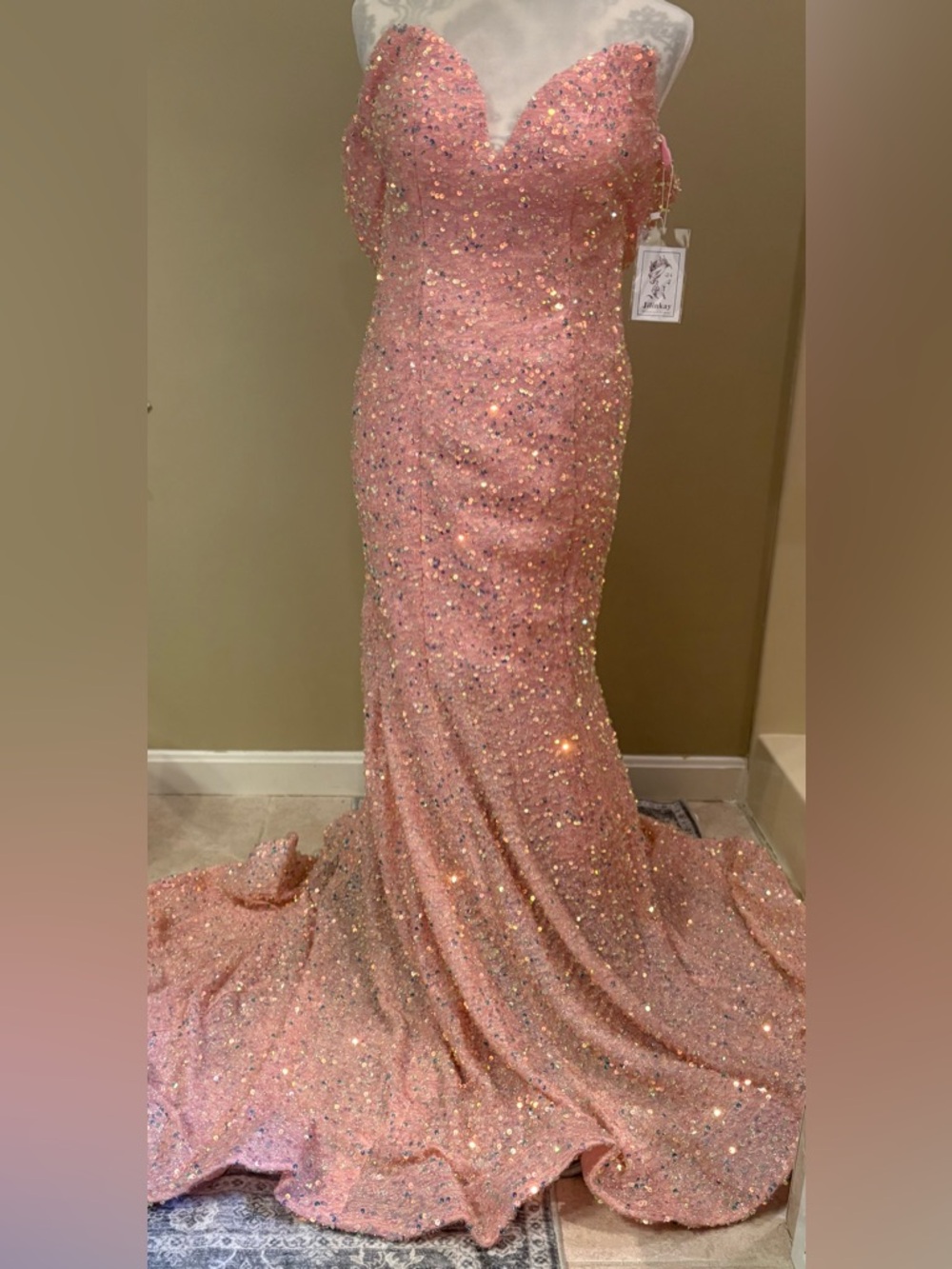 Beautiful Julinkay Sparkling Pink Sequin Mermaid Evening Gown